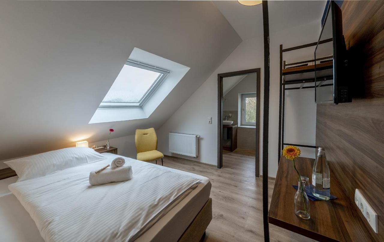 Hotel Zu Freunden 哈姆 外观 照片