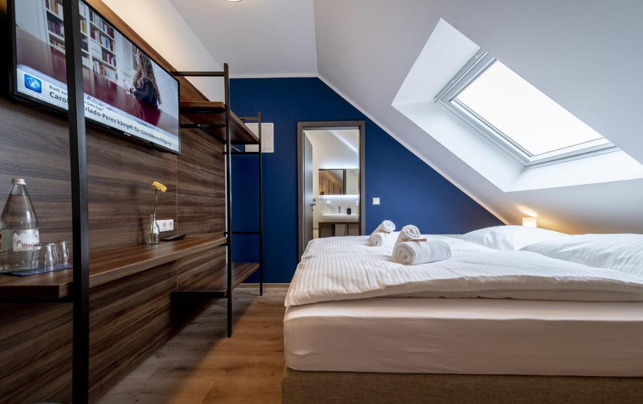 Hotel Zu Freunden 哈姆 外观 照片